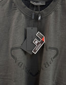 PLAYERA PRADA E011