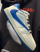 TENIS Travis low sail militar blue