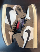 TENIS Air Jordan 1 High OG travis mocha